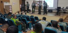 Policía nacional aprende sobre sobre ecoturismo en Áreas Protegidas con Parques Nacionales Naturales de Colombia