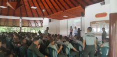 Parques Nacionales Naturales de Colombia y el CIDEA Meta, capacitaron a Policías en temas ambientales