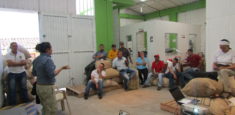 Parques nacionales participa conjuntamente con productores de café en la valoración de servicios ecosistémicos del recurso hídrico del Parque Nacional Natural Tatamá