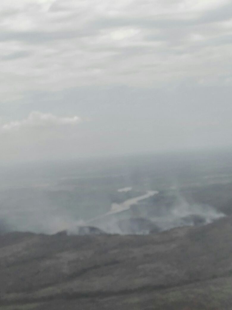 Apagado incendio en Parque Nacional Natural Sierra de la Macarena